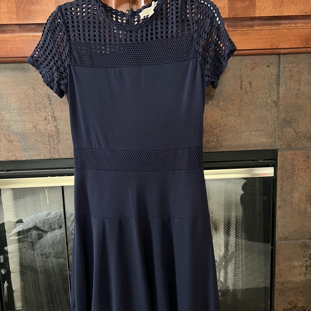 Short sleeved dress